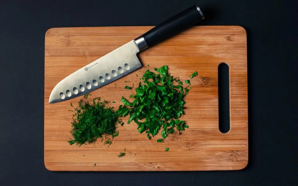Oiling your cutting board, step by step