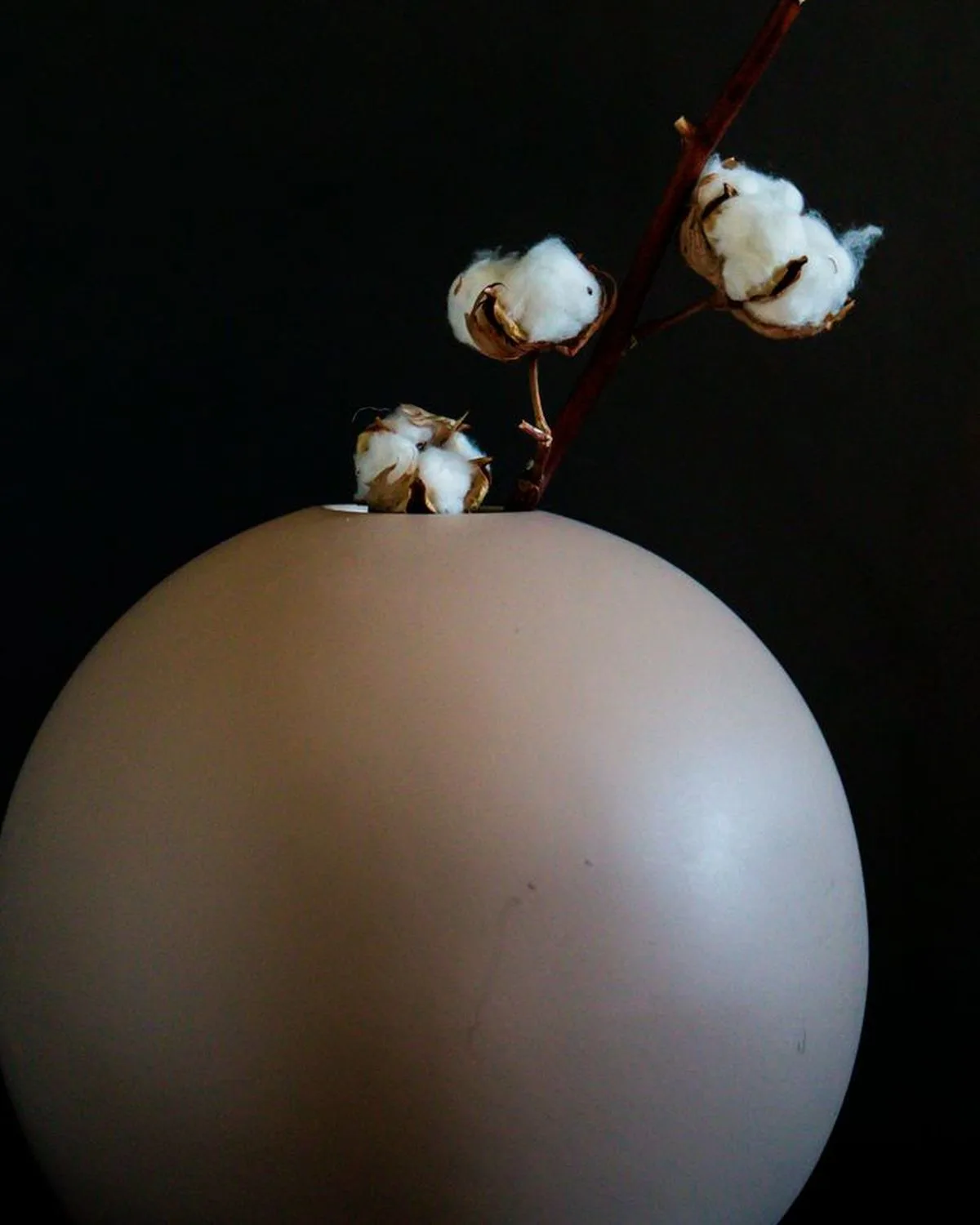 Korong Hold gömbváza, taupe
