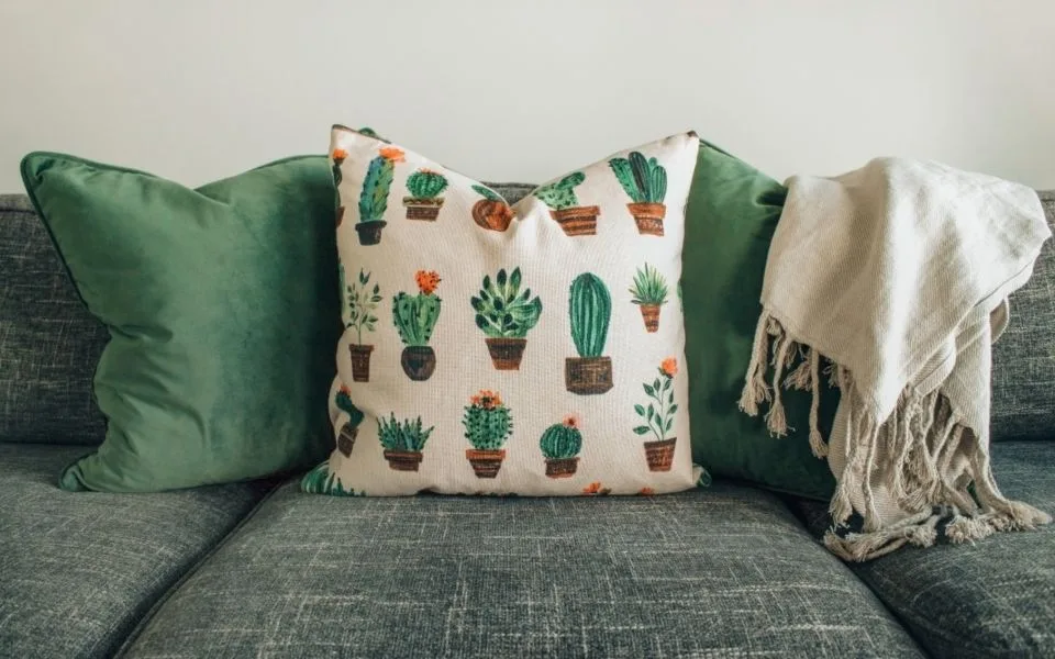 How to choose a sofa: 7 questions before you order