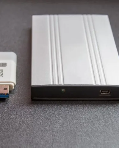 Tactile Vault hordozható SSD