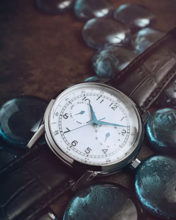 Kronfeld Bauhaus Datograph 40 mm