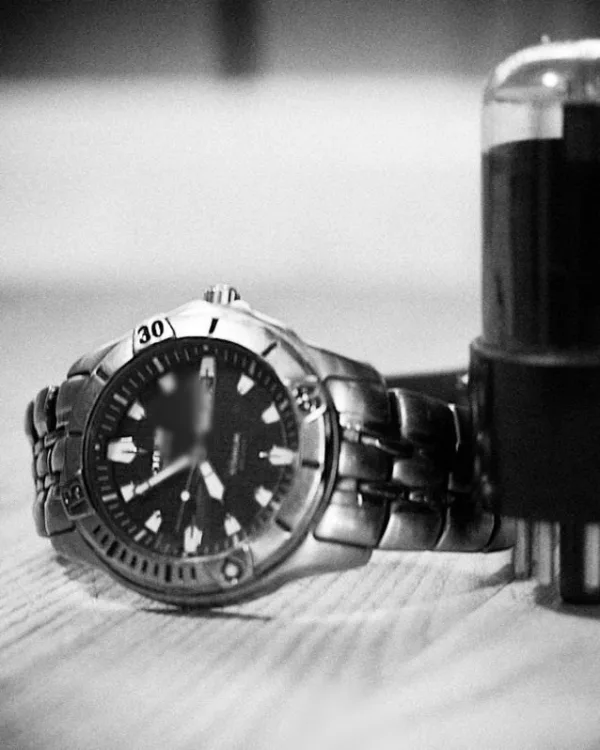 Kronfeld Marine 300 automata búvár óra