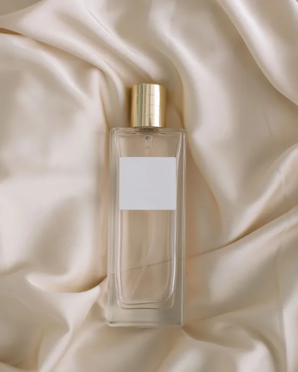 Maison Liora Pivoine Poudrée eau de parfum