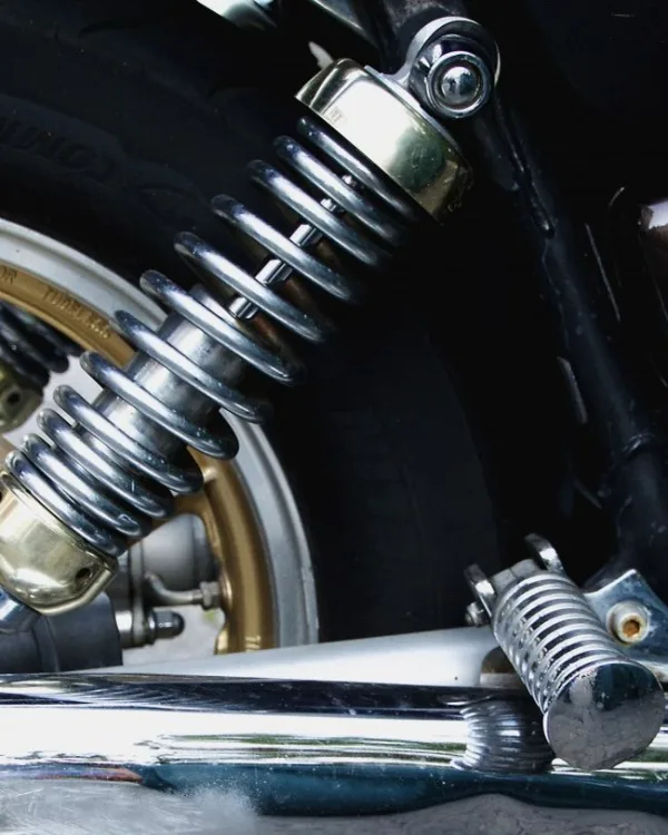 Duraflex hátsó rugóstag-pár motorkerékpárhoz, krómozott rugóval