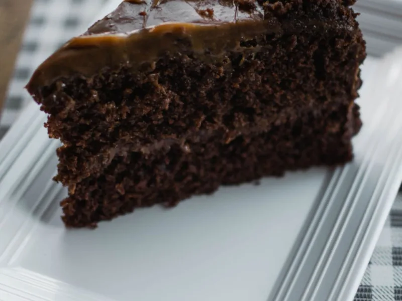 Házi csokoládétorta szelet