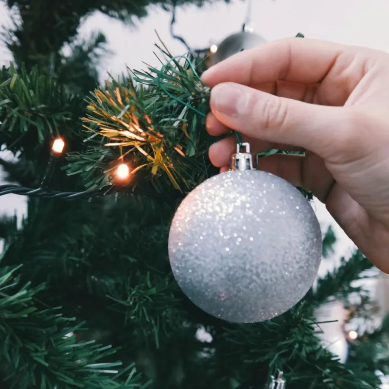 Kézzel fújt üveg gömbdísz szett (6 db, Ø 8 cm)