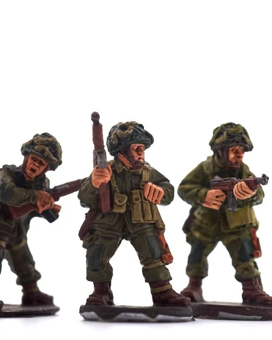 Skála Modell festhető fém figurakészlet, 28 mm — 3 db gyalogos