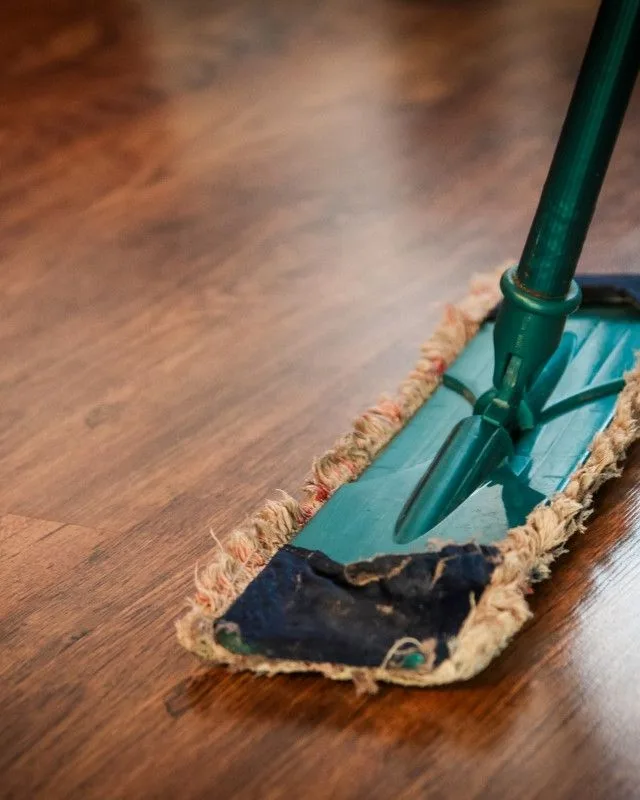 Laposmop készlet 40 cm, alumínium nyéllel és 2 mikroszálas huzattal
