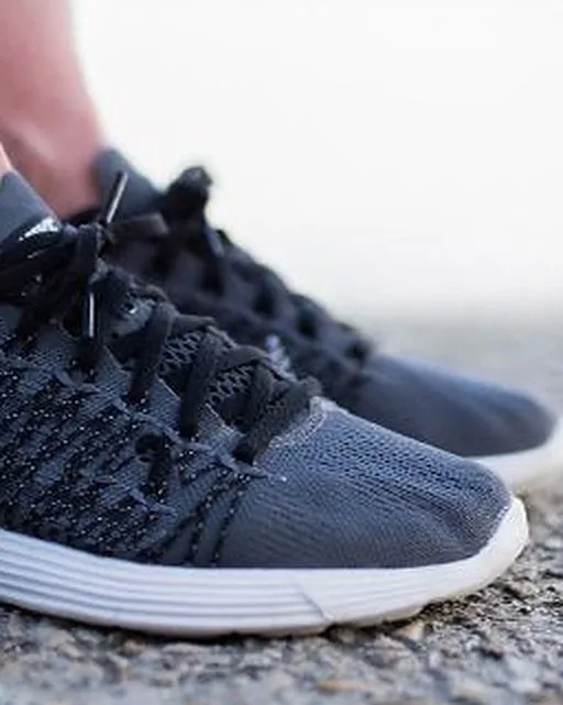 Pályaszél Knit Runner — grafit