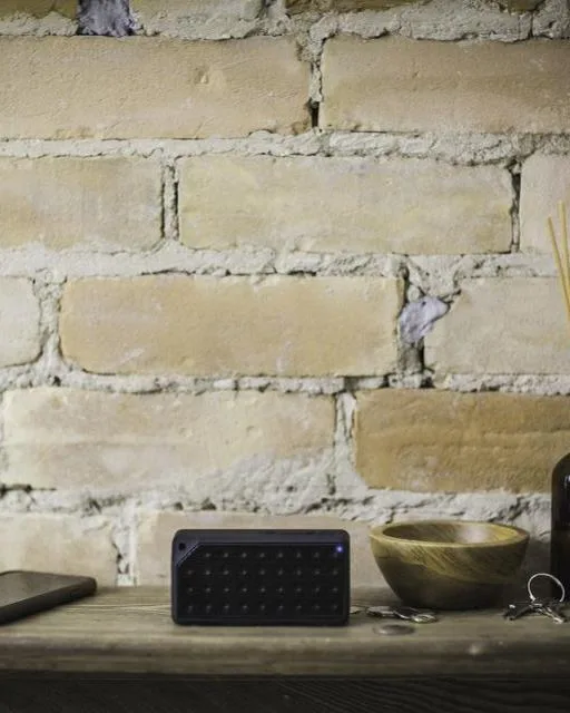 Aurel Block kompakt Bluetooth-hangszóró