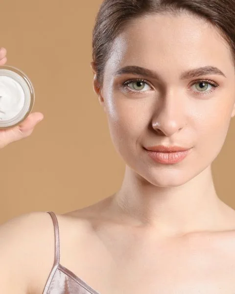 Zsályakert 10% ureás regeneráló kézkrém, 75 ml